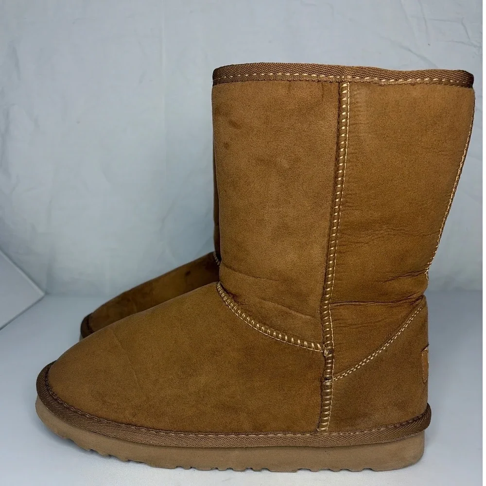 UGG Australia Classic Mid Calf Boots Camel Brown Faux Shearling Lined Size 7
